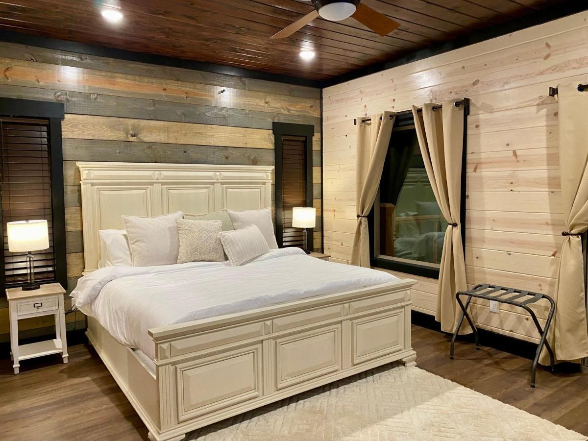 New Luxury Cabin, Hot Tub, Forest Views,Hotel Style Amenities Broken Bow Eksteriør billede