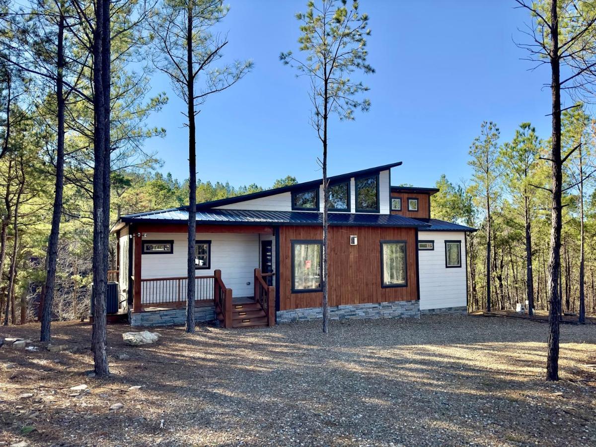 New Luxury Cabin, Hot Tub, Forest Views,Hotel Style Amenities Broken Bow Eksteriør billede