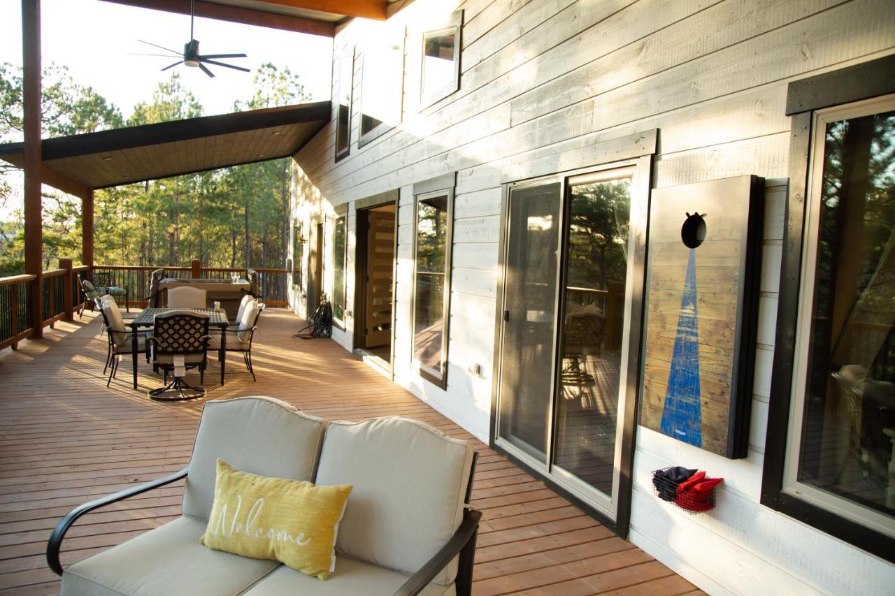 New Luxury Cabin, Hot Tub, Forest Views,Hotel Style Amenities Broken Bow Eksteriør billede