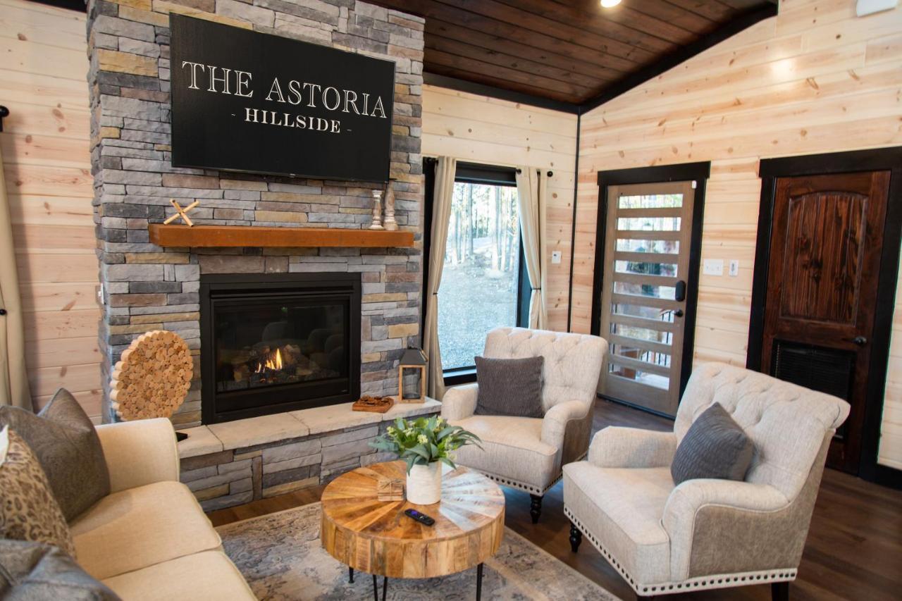New Luxury Cabin, Hot Tub, Forest Views,Hotel Style Amenities Broken Bow Eksteriør billede