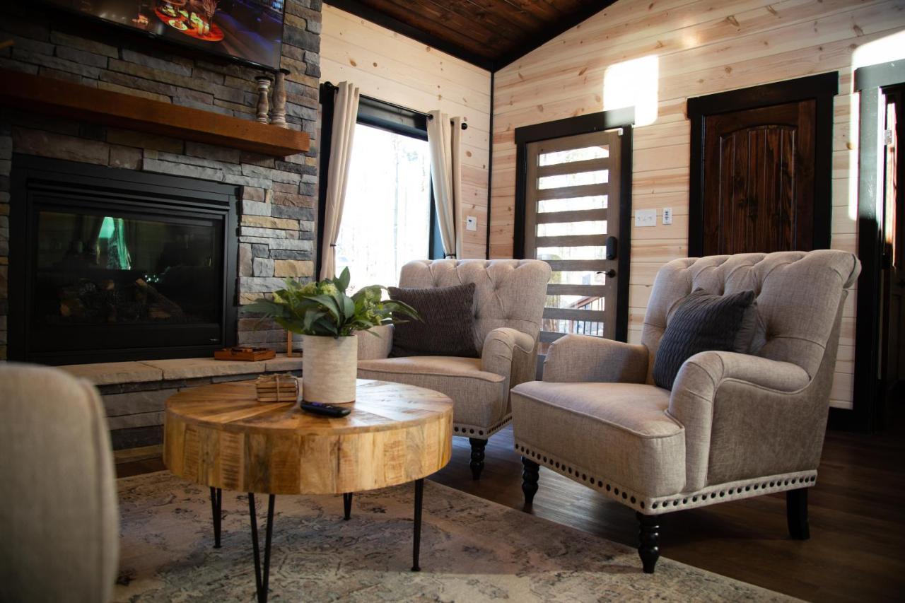 New Luxury Cabin, Hot Tub, Forest Views,Hotel Style Amenities Broken Bow Eksteriør billede